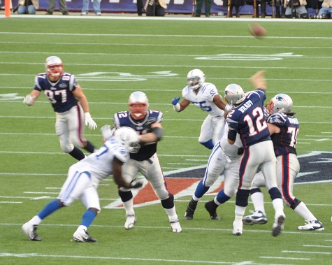 Patriots hope to get by without big No. 87