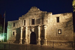 The Battle of the Alamo lasted 13 days and ended with the deaths of all Texas defenders.