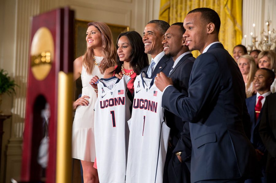 The+mens+and+womens+basketball+teams+at+UConn+were+honored+together+at+the+White+House+when+both+won+titles+in+2014.