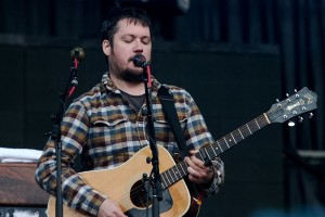 Isaac Brock is both edgy and soothing with his vocals on Modest Mouse's new album.