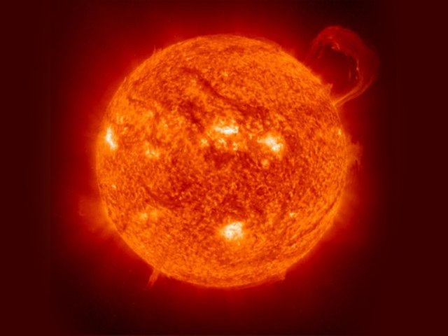 Nuclear+fusion+replicates+the+energy+process+of+the+sun+itself.