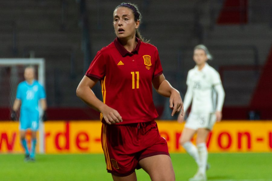 Alexia Putellas is arguably the best female soccer player in the world.